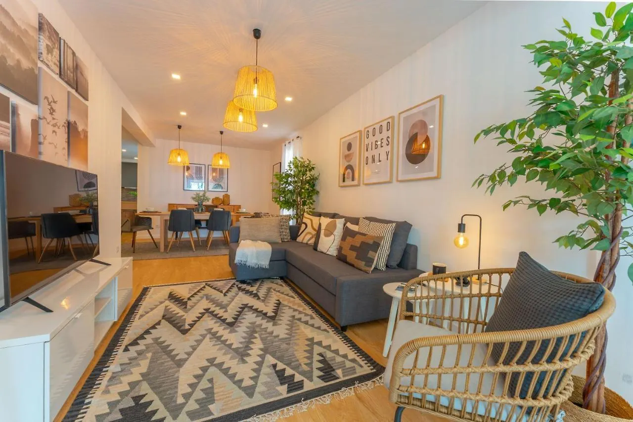 Flh Funchal Spacious Apartment With Balcony