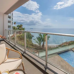 Madeira Palace Iii By An Island Apartment